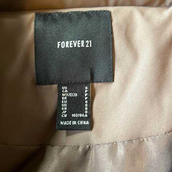 Cropped puffer jacket, cropped jacket, puffer jacket, fall fashion, school - Picture 2 of 6